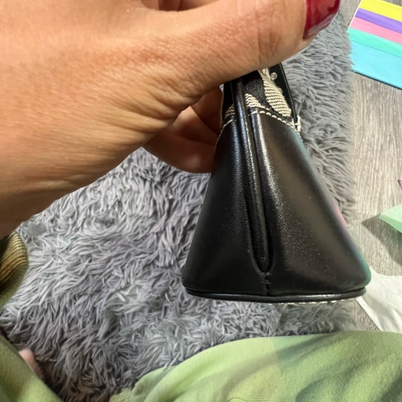 🌟Coach Black and Gray Signature‎ Crossbody Bag - Picture 4 of 9